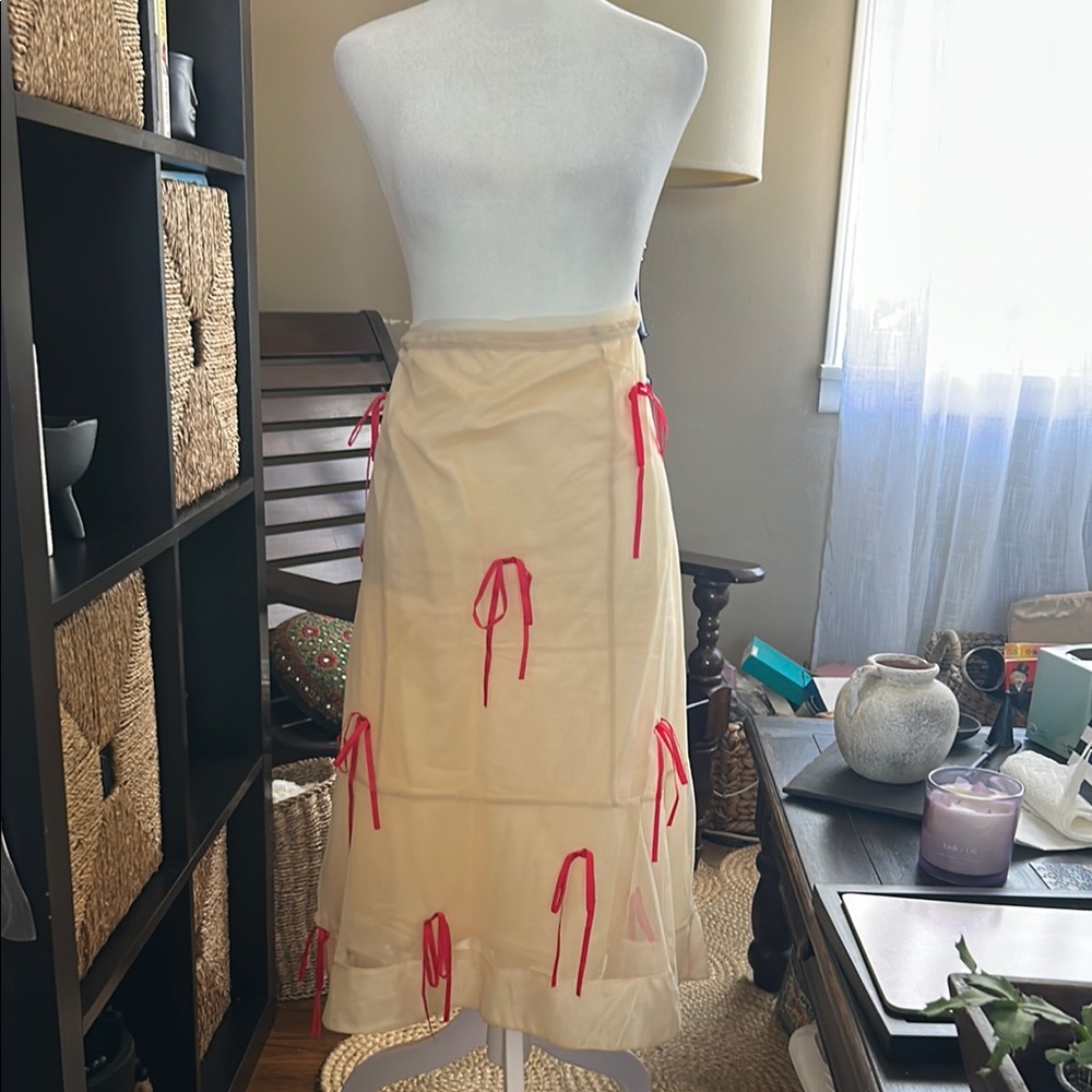 Cream and Red A-Line Midi Skirt with  Bows